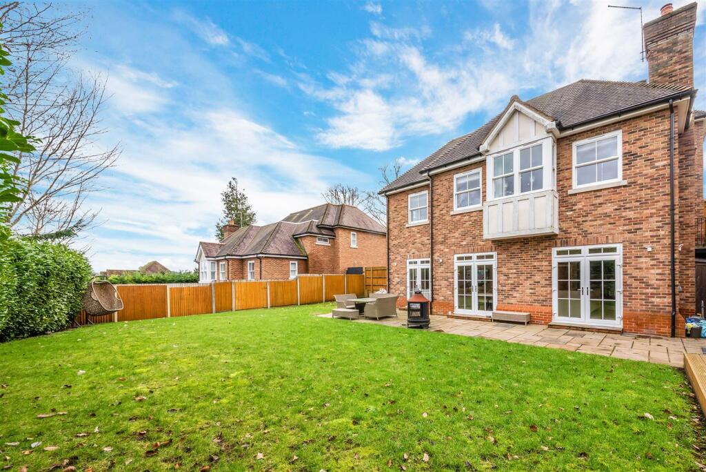 Additional image 29 of High Oaks Close, Coulsdon