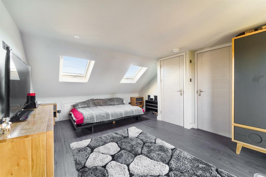 Additional image 16 of Thirsk Road, Mitcham