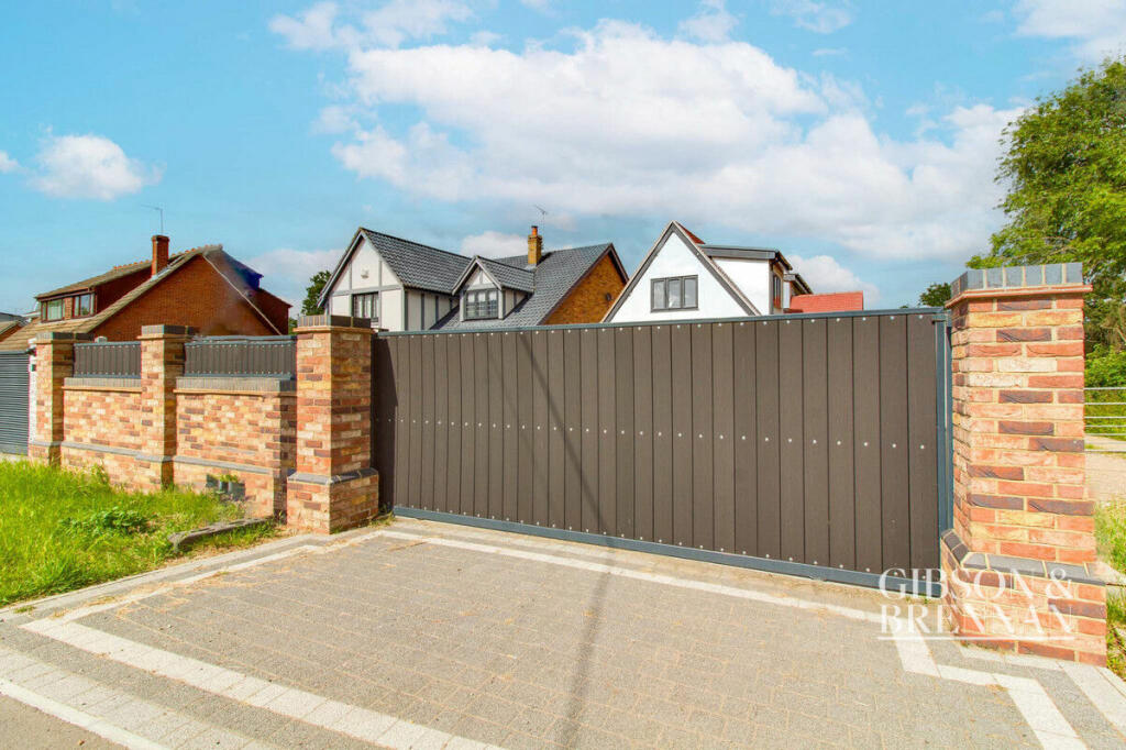 Additional image 29 of Noak Hill Road, Billericay, CM12