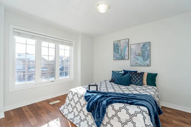 Additional image 28 of 112 Amaranth Cres