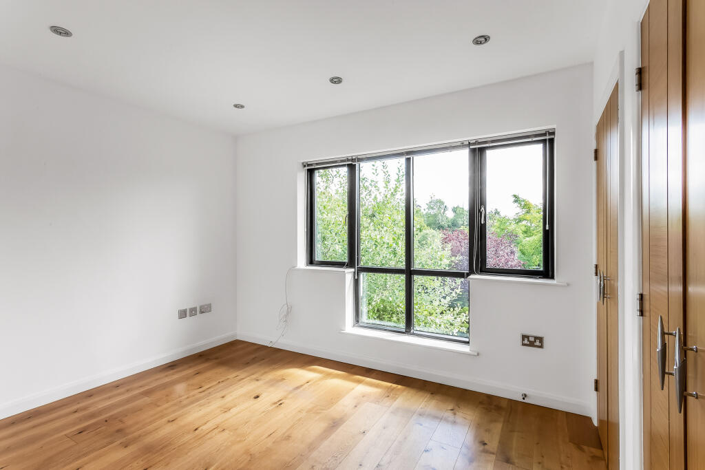 Additional image 5 of Westhall Road, Warlingham, Surrey