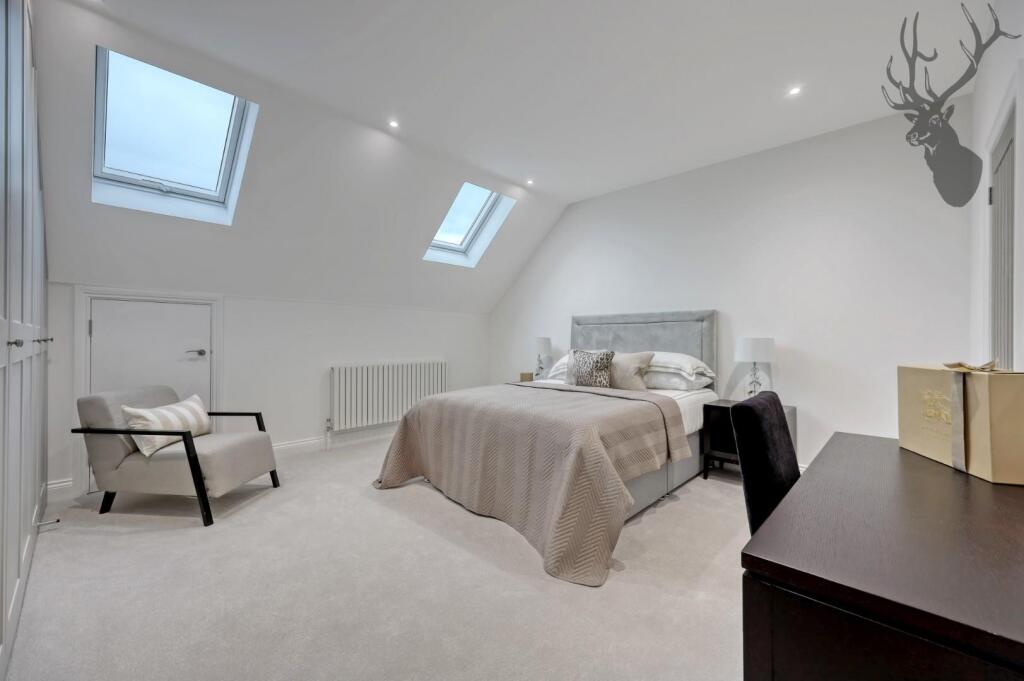 Additional image 31 of Lessington Barn, Theydon Mount