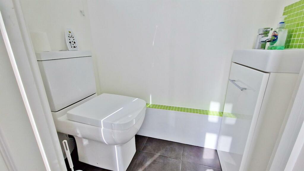 Additional image 16 of Kirby Road, Walton On The Naze