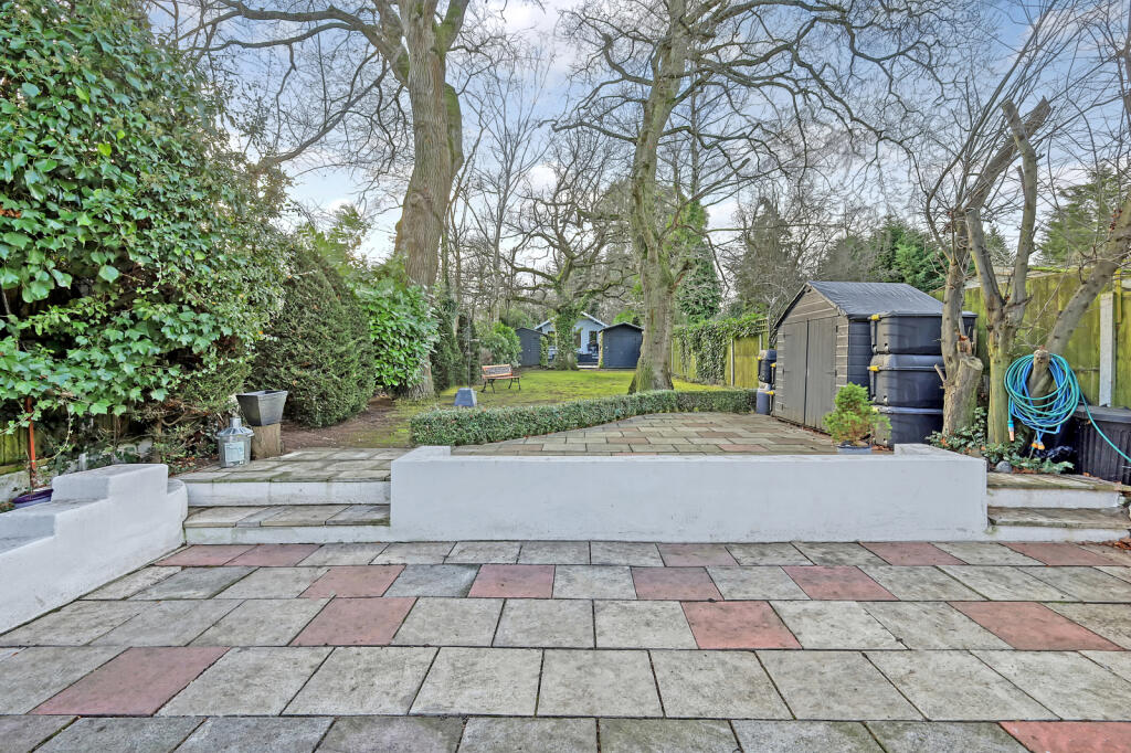 Additional image 9 of Hall Green Lane, Hutton, CM13