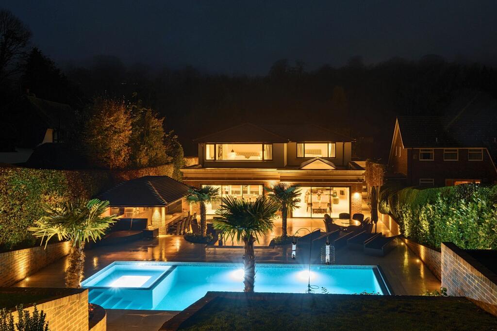 Additional image 24 of Dome Hill, Caterham, CR3