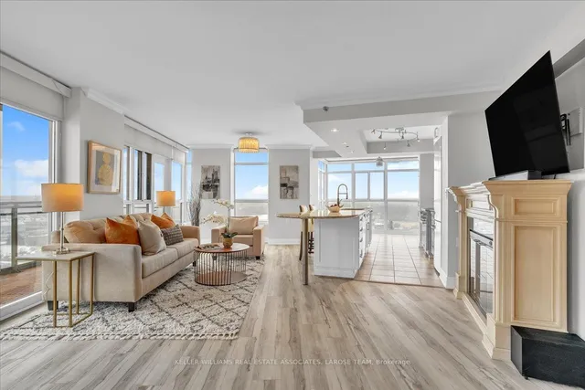 Additional image 8 of 3 Marine Parade Dr Unit 2005