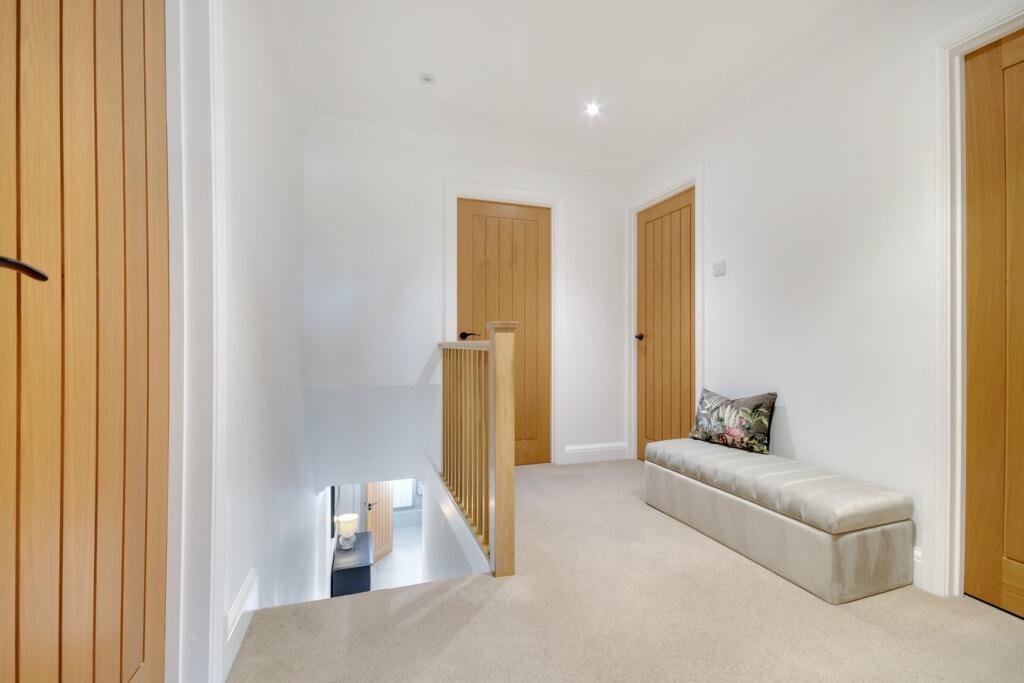 Additional image 17 of The Vale, Stock, CM4