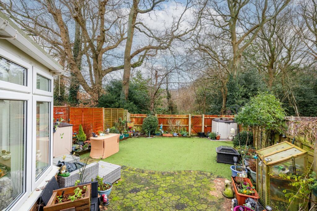 Additional image 10 of Harrow Road, Warlingham, CR6