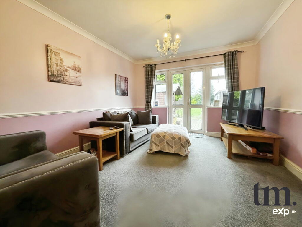 Additional image 4 of High Garrett, Braintree, CM7 5NP