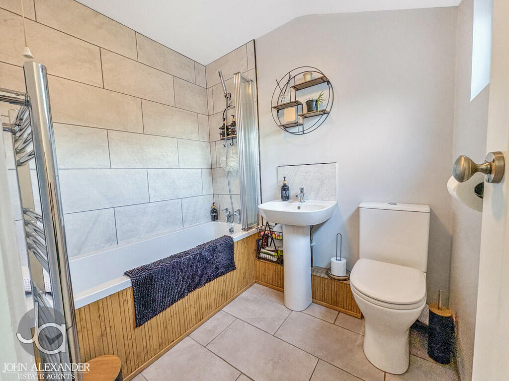 Additional image 18 of Main Road, Harwich