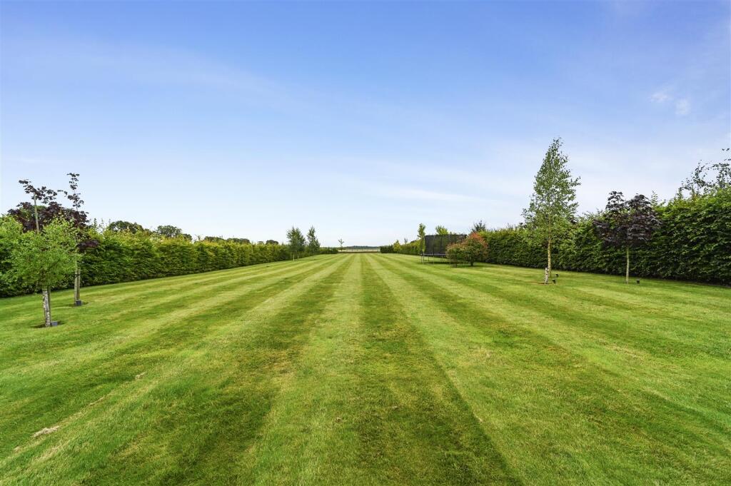 Additional image 16 of Glebe Place, Tendring