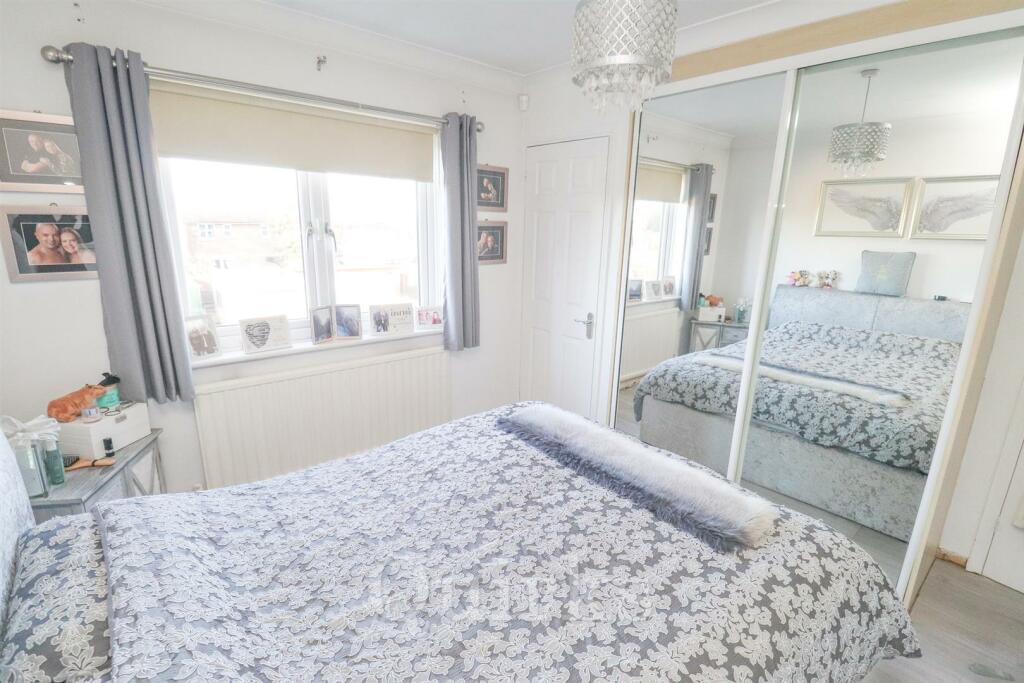 Additional image 14 of Gordon Close, Billericay