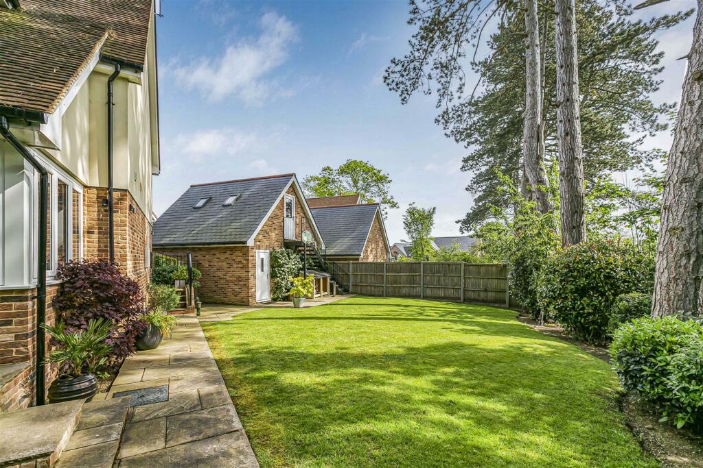 Additional image 35 of Prime Location - Bishops Stortford