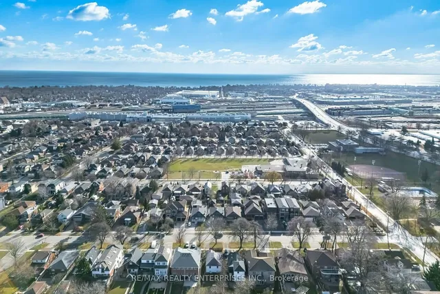 Additional image 17 of 166 Hay Ave