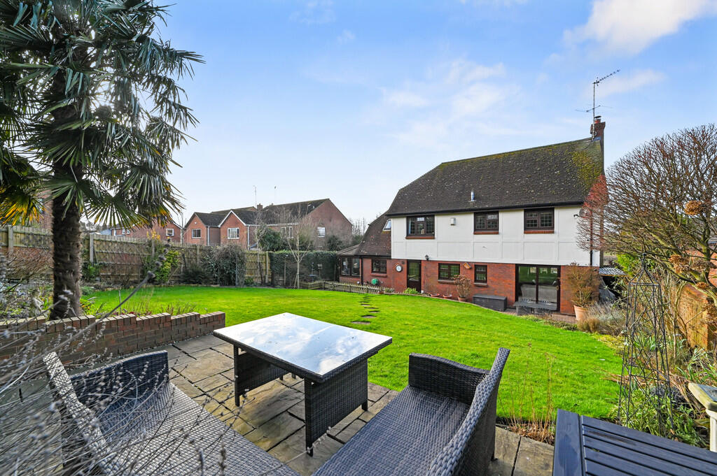 Additional image 9 of Robinsbridge Road, Coggeshall