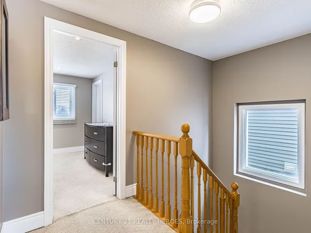 Additional image 19 of 34 Niagara Pl