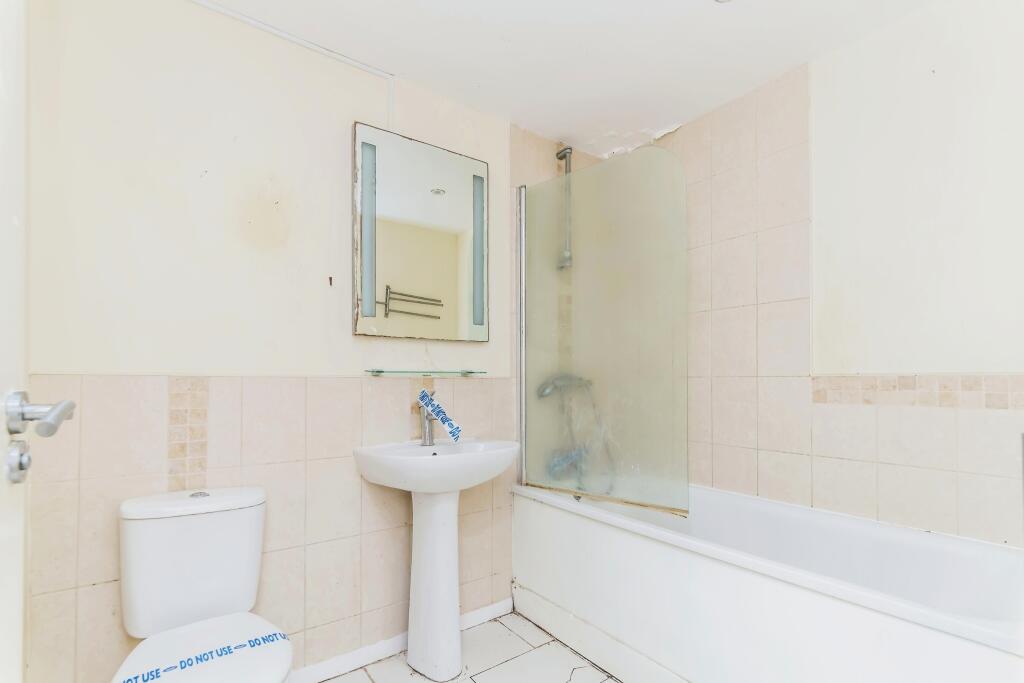 Additional image 4 of Godstone Road, Whyteleafe, Surrey, CR3