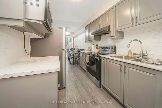 Additional image 11 of 27 Vodden Crt