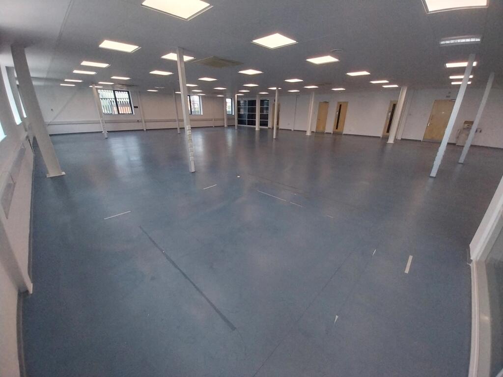 Additional image 4 of 112 Morden Road, Mitcham, CR4 4DA