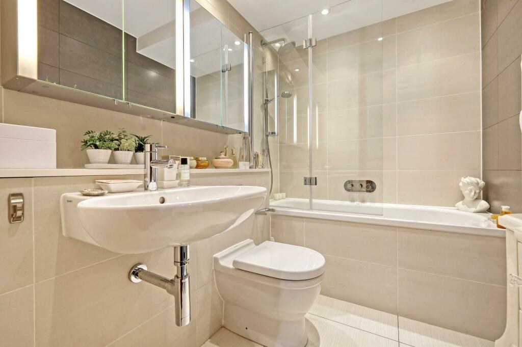 Additional image 16 of Piercing Hill, Theydon Bois,