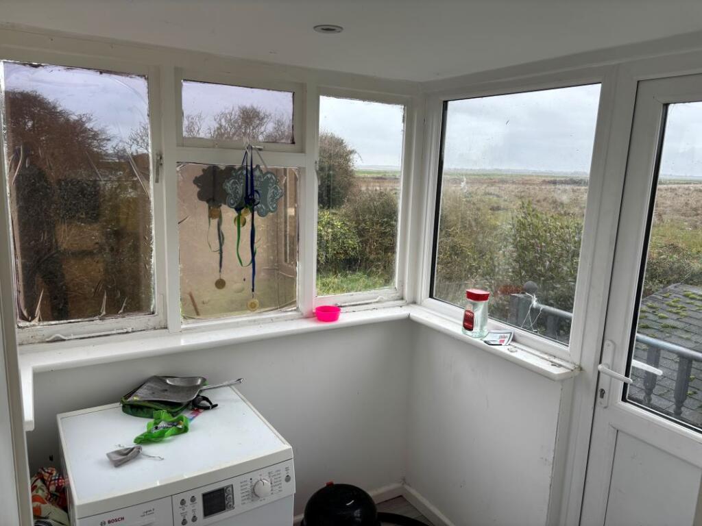 Additional image 4 of 51 First Avenue, Walton on the Naze, Essex, CO14 8JP