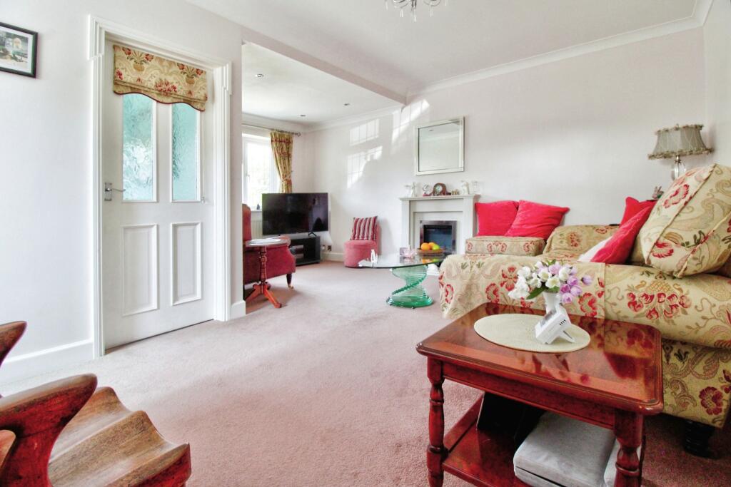 Additional image 8 of Moat Close, Doddinghurst, CM15