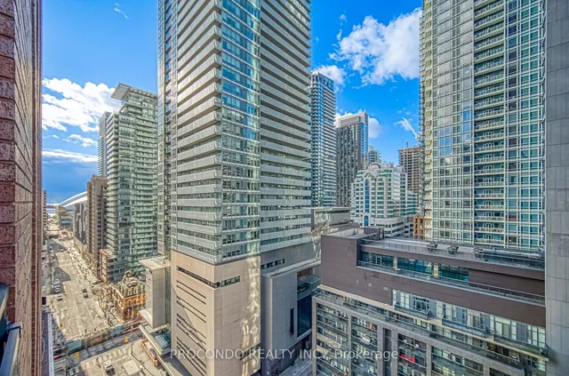 Additional image 27 of 99 John St Unit 1405