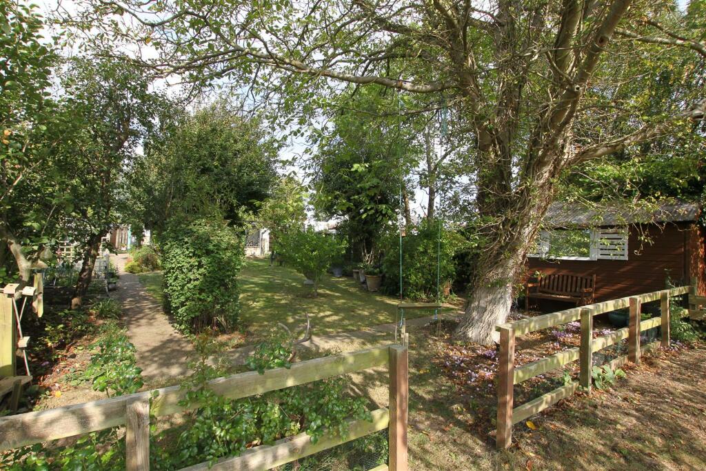 Additional image 16 of Chelmsford Road, Shenfield, Brentwood