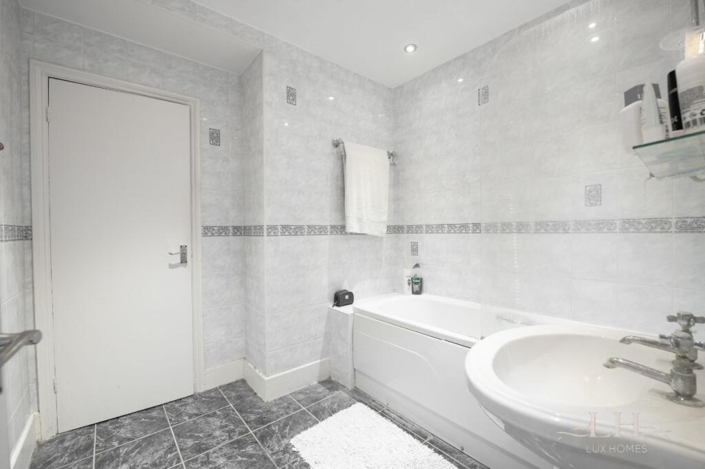 Additional image 12 of Queens Court, Brentwood