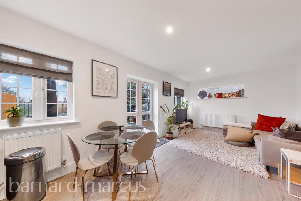 Additional image 3 of West Hill, South Croydon