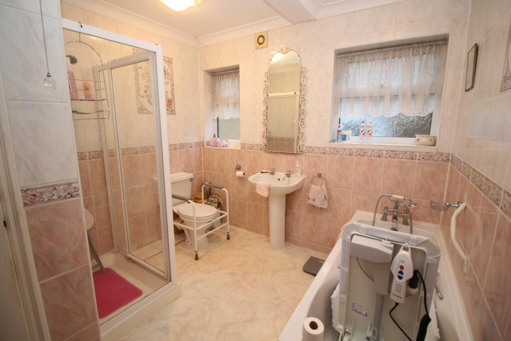 Additional image 9 of Kings Avenue, Holland-on-Sea, Clacton-on-Sea