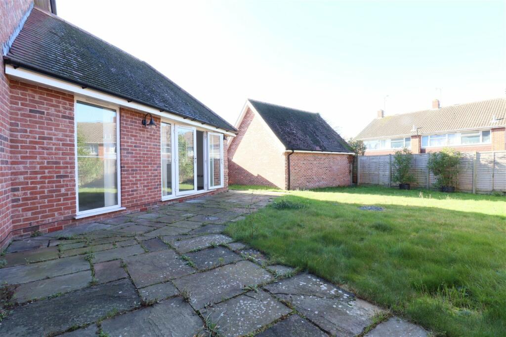 Additional image 5 of Longmead Avenue, Chelmsford, CM2 7EY