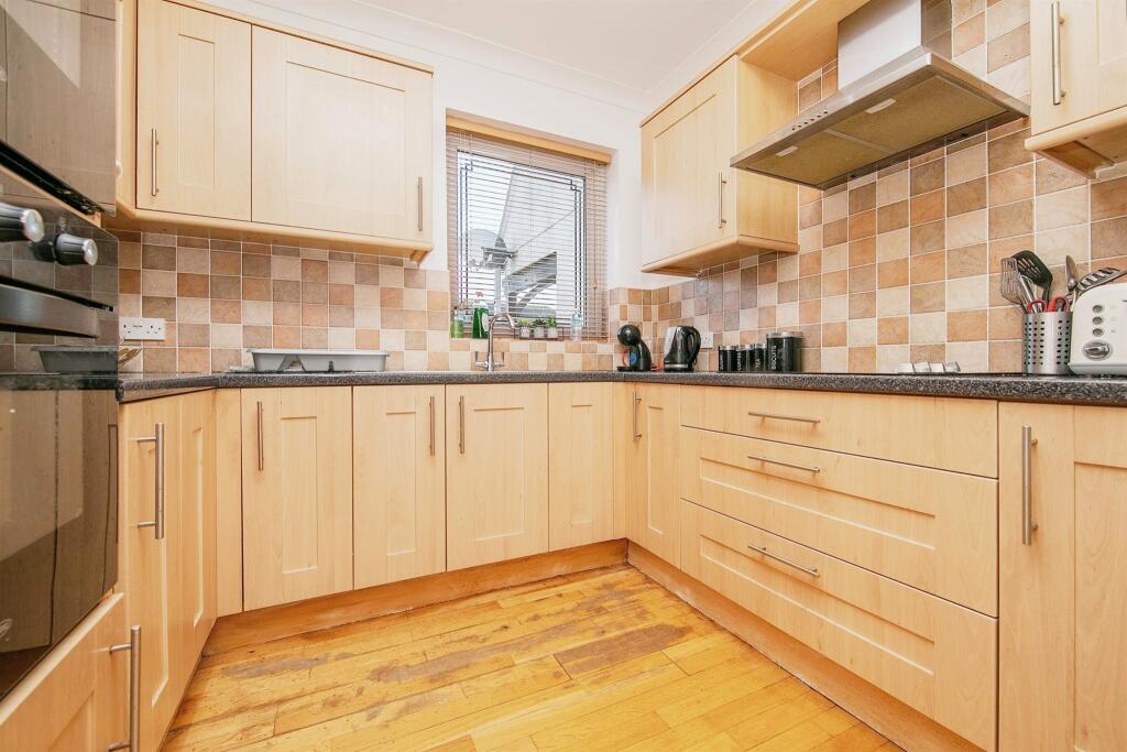 Additional image 8 of West Road, Clacton-On-Sea