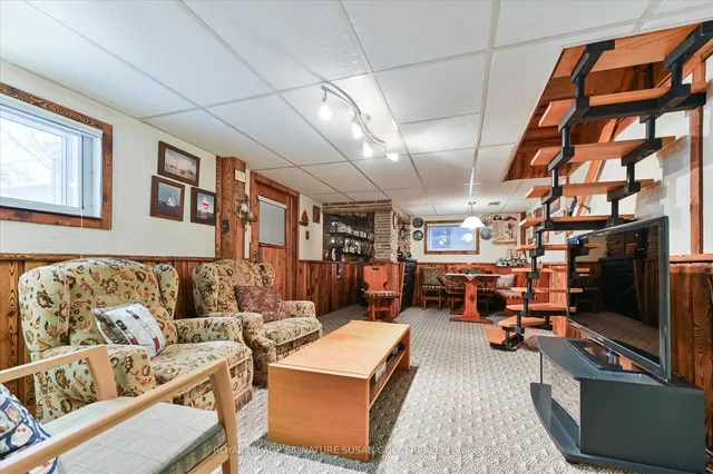 Additional image 16 of 46 Holland Ave