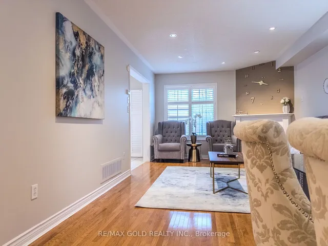 Additional image 4 of 21 Milkweed Cres