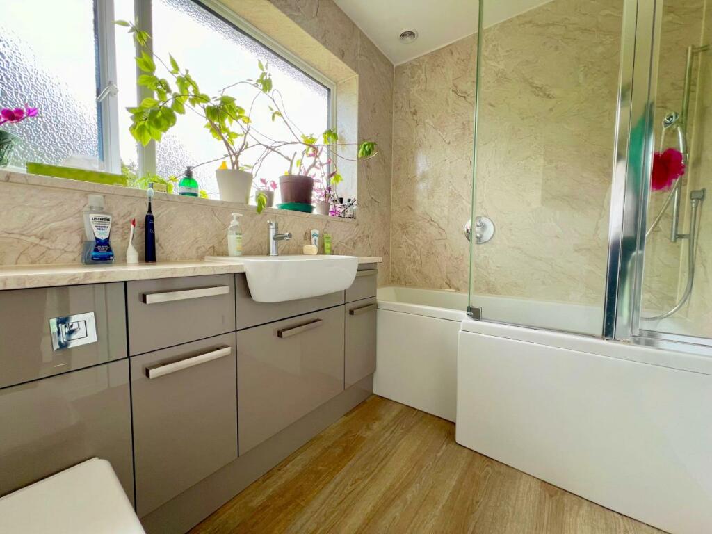 Additional image 11 of Oaks Drive, Colchester