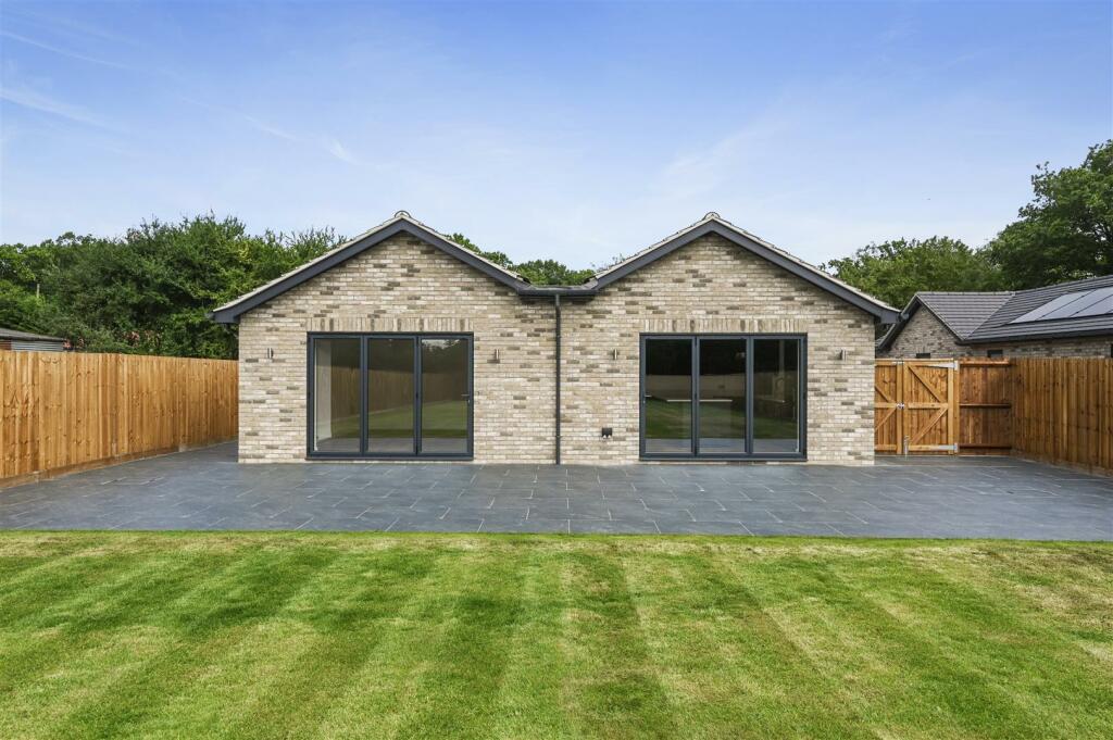 Additional image 18 of New Road, Little Burstead, Billericay