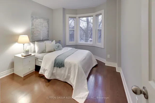 Additional image 24 of 63 Alberta Ave