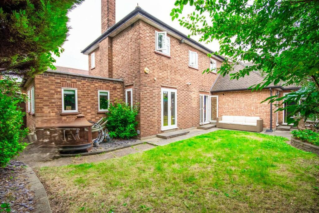 Additional image 18 of Priests Lane, Shenfield, Essex, CM15