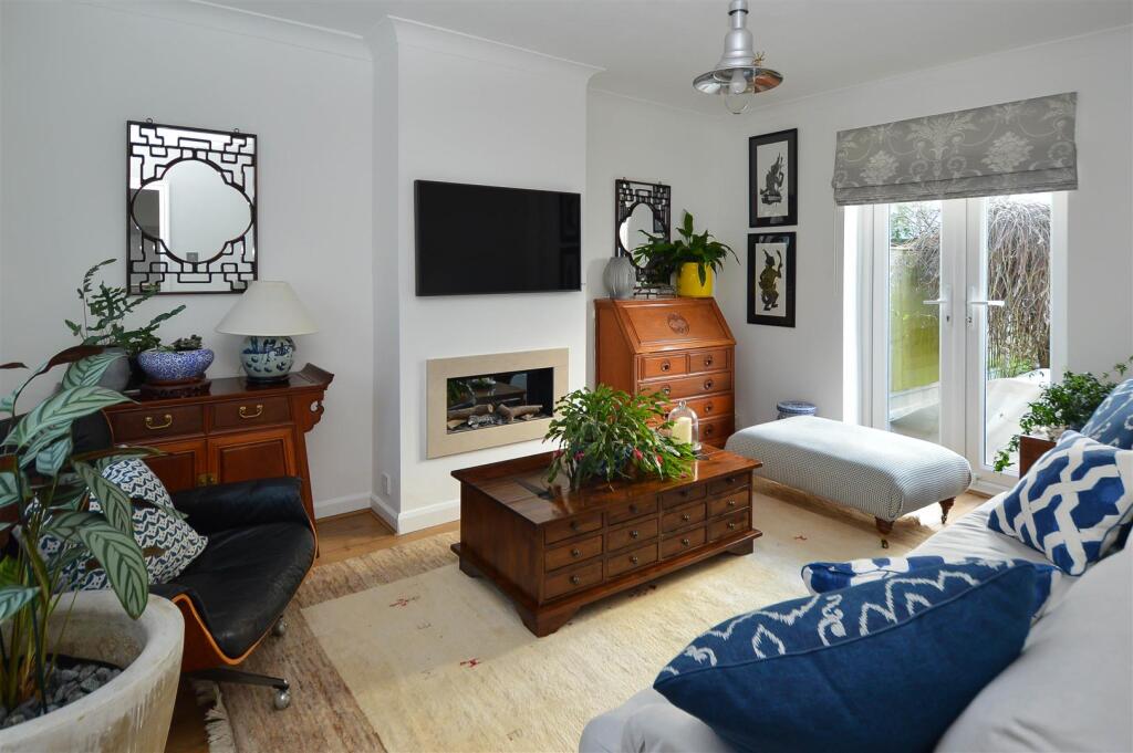 Additional image 4 of Costead Manor Road, Brentwood