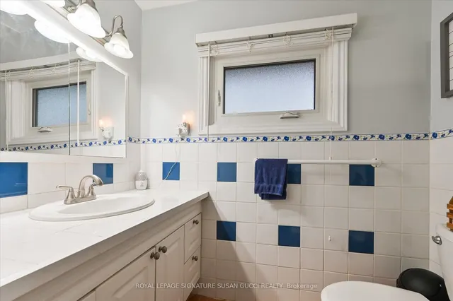 Additional image 17 of 75 Sloane Ave