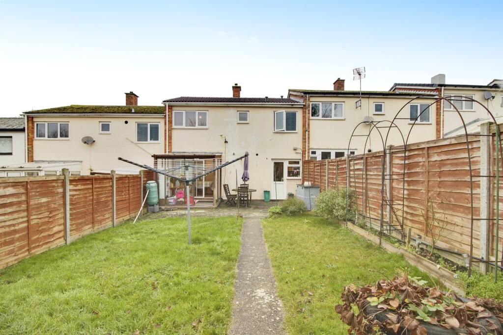 Additional image 16 of Hookfield, HARLOW