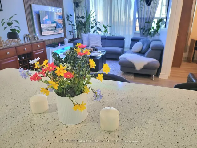 Additional image 17 of 15 Torrance Rd Unit 1210