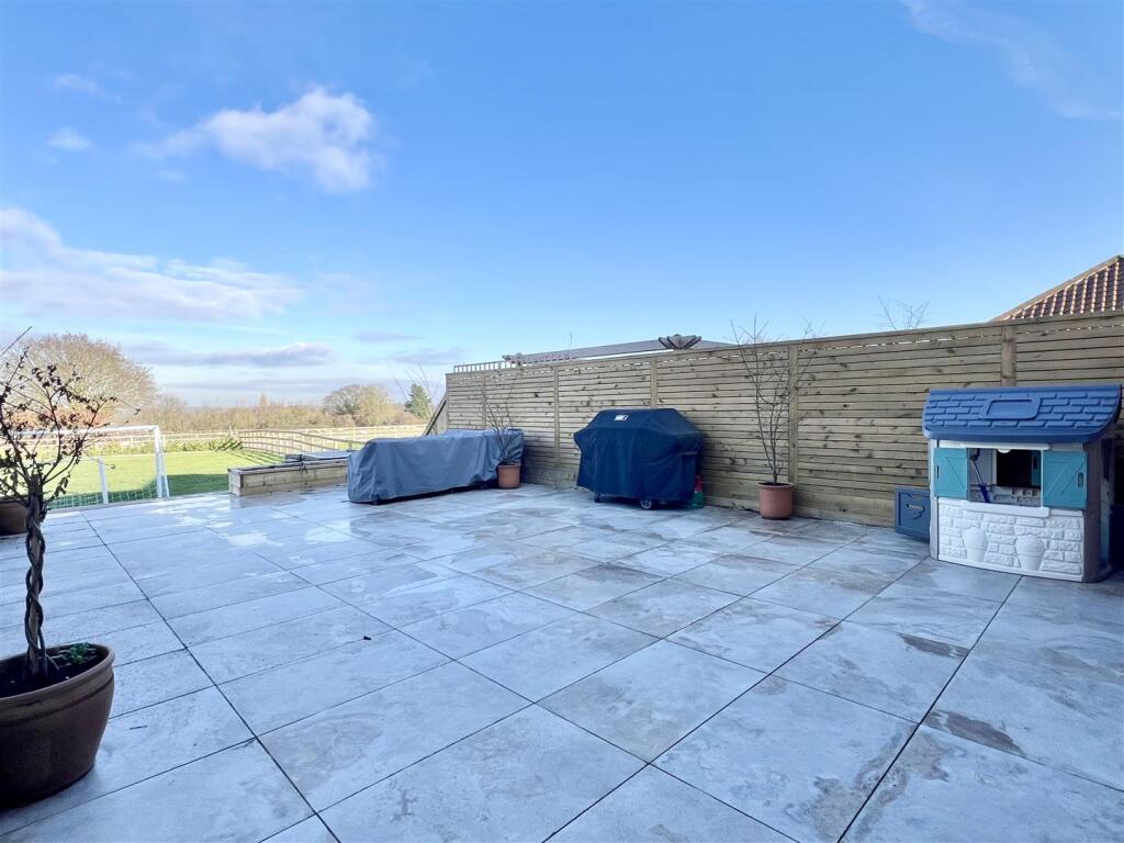 Additional image 30 of Maple Close, Writtle, Chelmsford