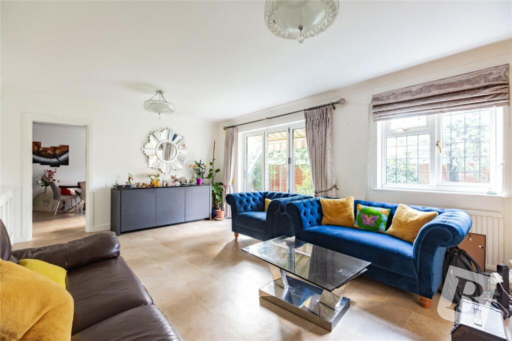 Additional image 3 of Bishops Court Gardens, Chelmsford, Essex, CM2