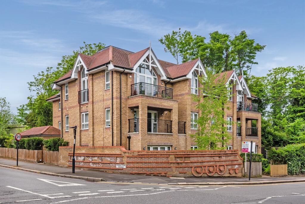 Additional image 19 of Selsdon Road, South Croydon