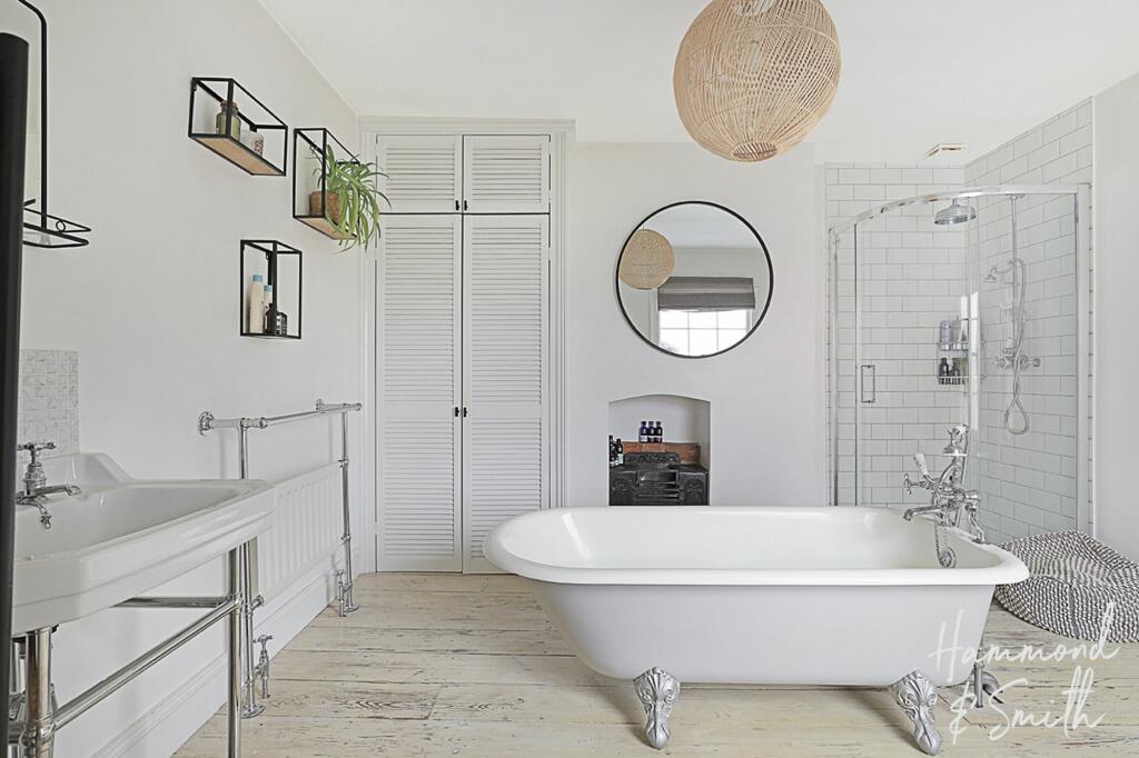 Additional image 21 of Church Hill, Epping, CM16