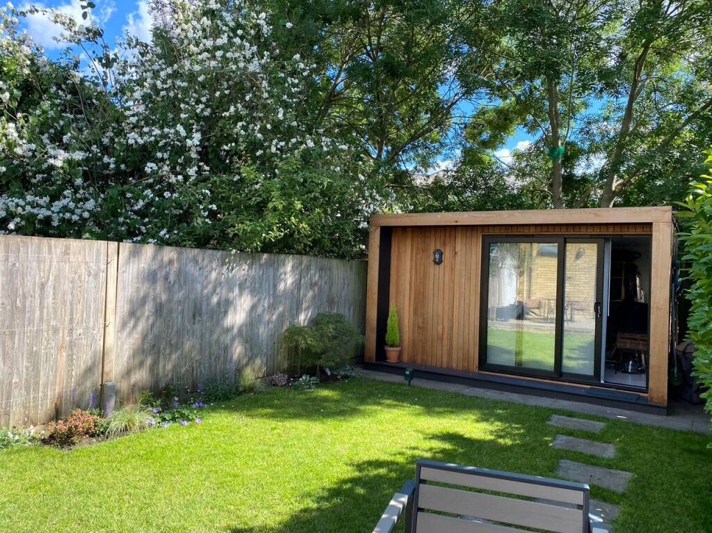 Additional image 19 of Heatherdene Close, Mitcham, Surrey, CR4