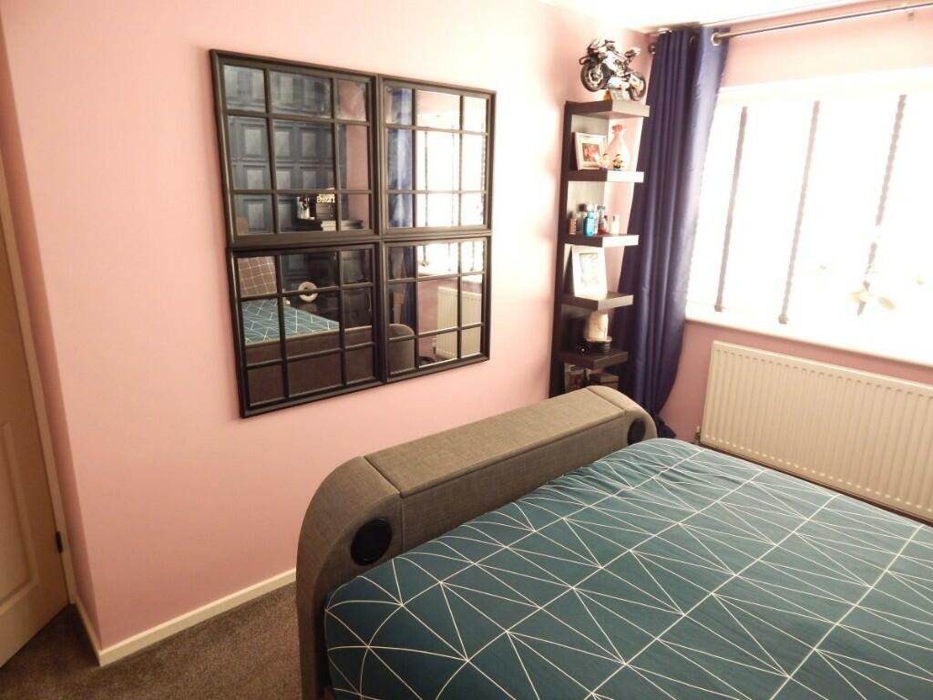 Additional image 12 of Dockfield Avenue, Harwich, Essex, CO12