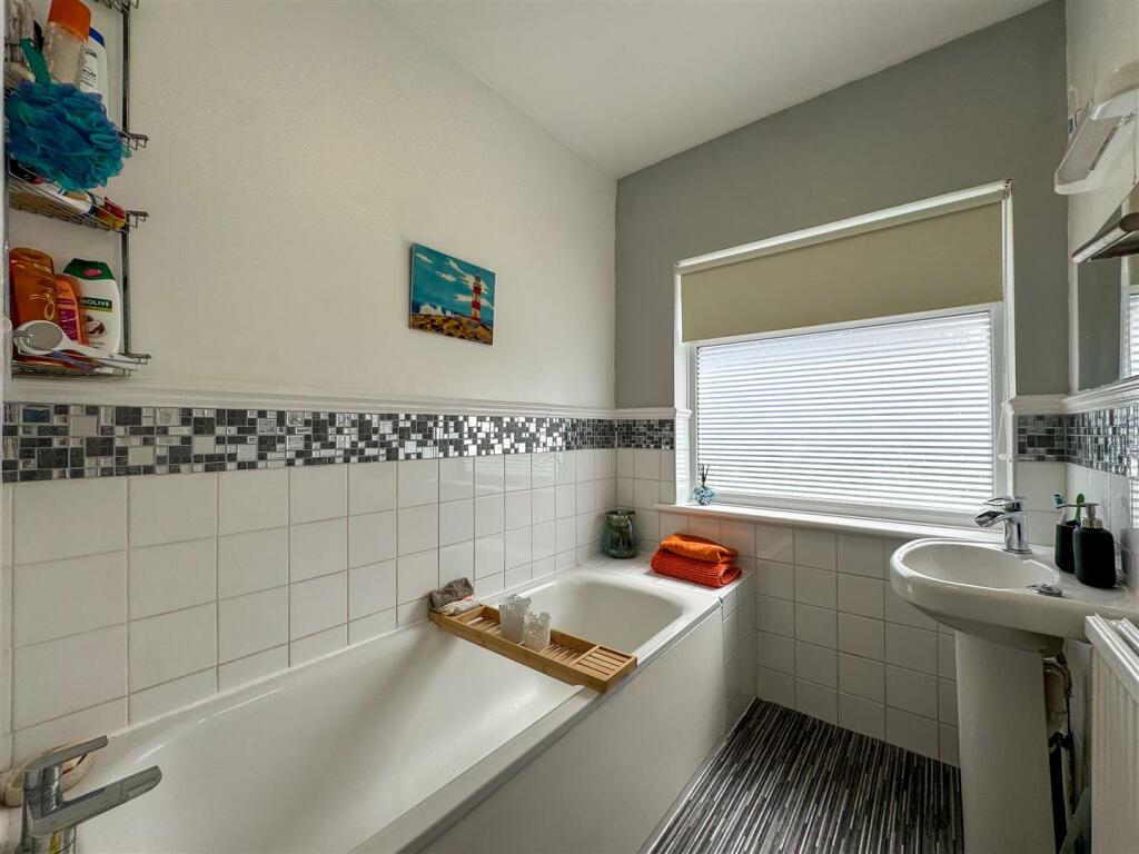 Additional image 21 of Boley Drive, Clacton-On-Sea